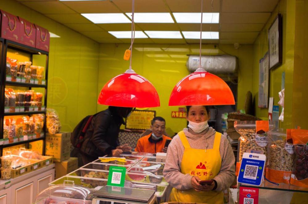  7Artisans M35mm f/2,0 II objektiivi Leica M -kameroille