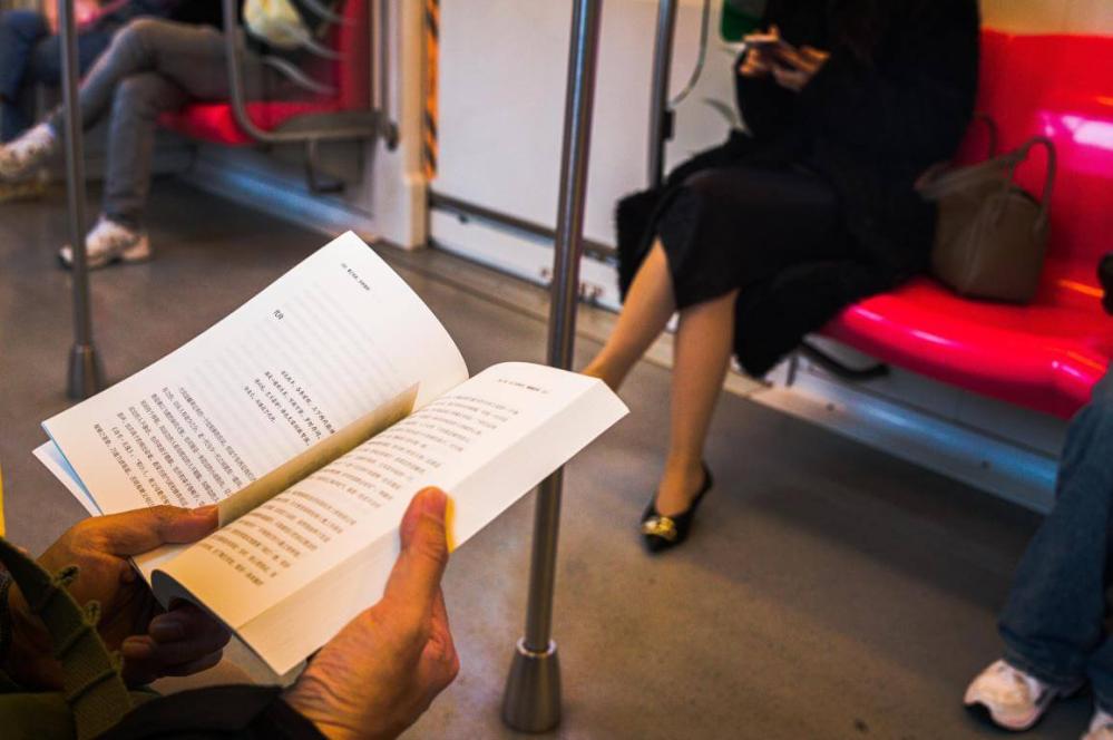  7Artisans M35mm f/2,0 II objektiivi Leica M -kameroille