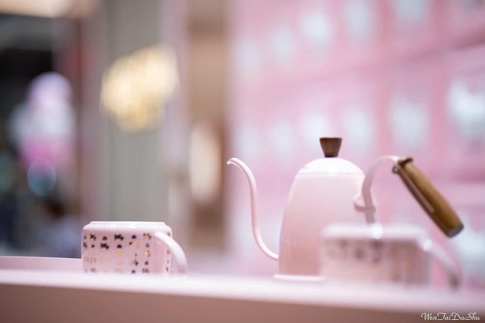  7Artisans 85mm T2,0 täyskenno Cinema Leica L -kameroille