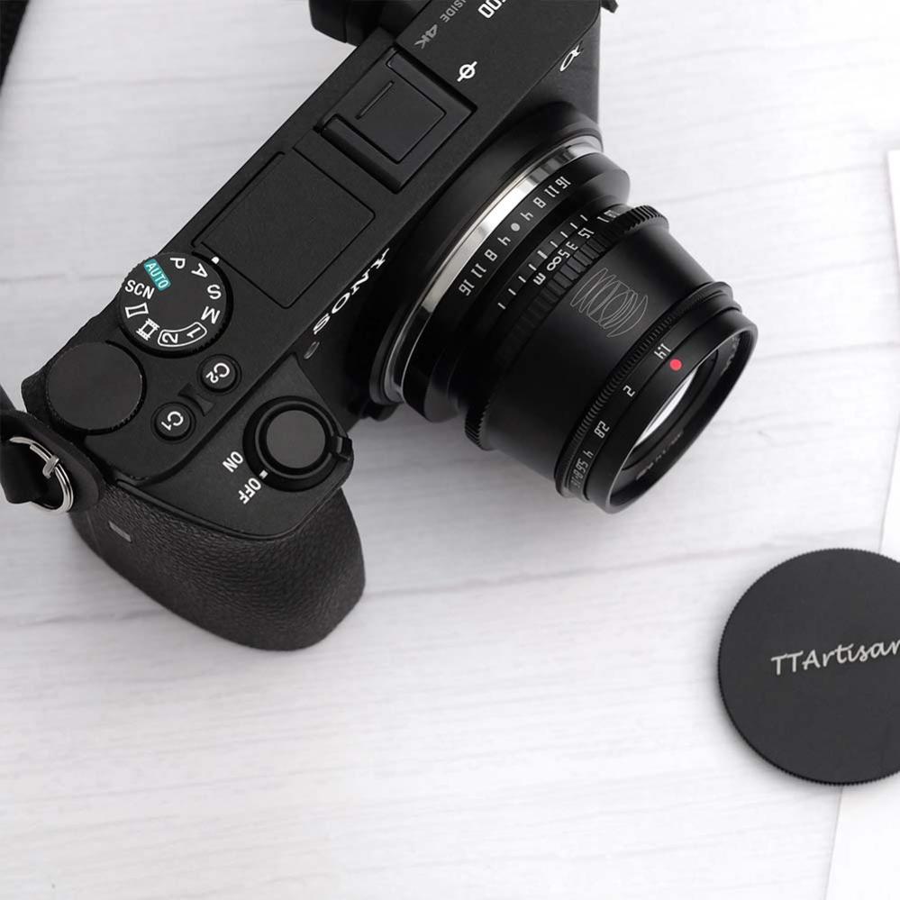  TTArtisan 35mm f/1,4 för Sony E (APS-C)