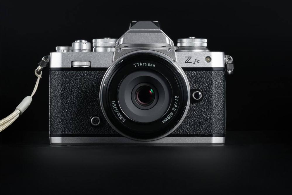 TTArtisan AF 27mm f/2,8 för Nikon Z (APS-C)
