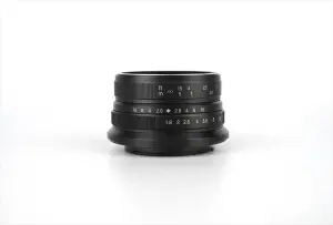  7Artisans 25mm f/1,8 II Sony E -kameroille (APS-C)