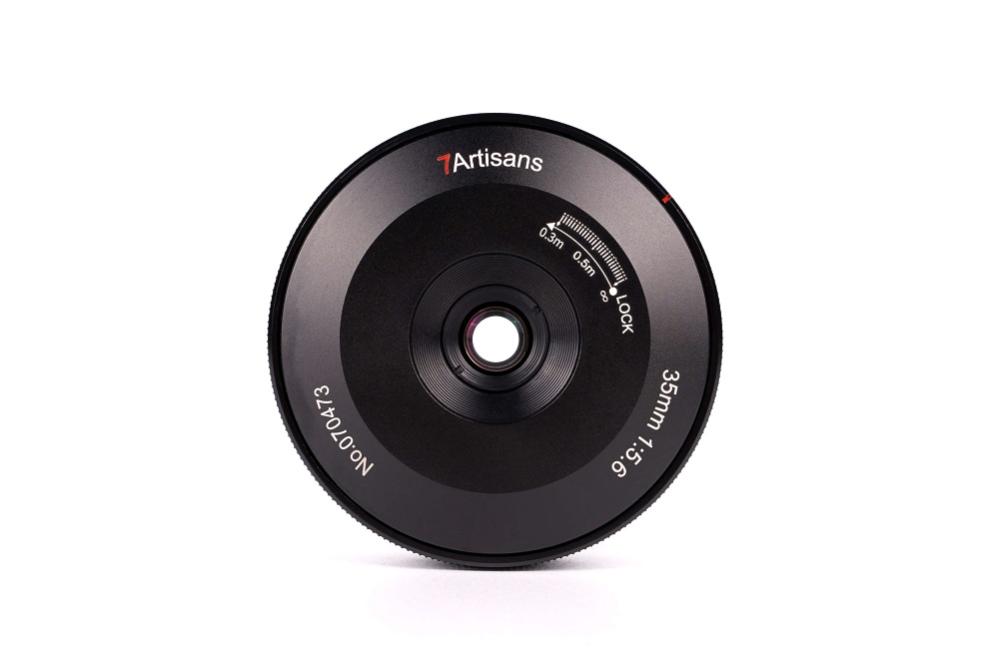  7Artisans 35mm f/5,6 Pannkaka för Leica L