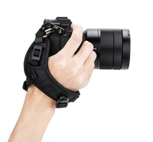  JJC Handledsrem f&ouml;r spegell&ouml;sa Systemkameror snabbplatta med &ouml;gla HS-ML1M