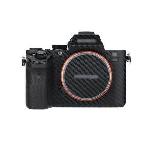  Kiwifotos Skin f&ouml;r Sony a7 II, a7S II, a7R II - Svart kolfiber