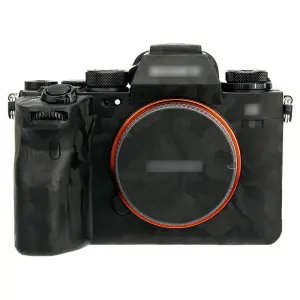  Kiwifotos Skin f&ouml;r Sony A1- Svart kamoflage Kamda &ndash; nopea toimitus ja turvallinen verkkokauppa