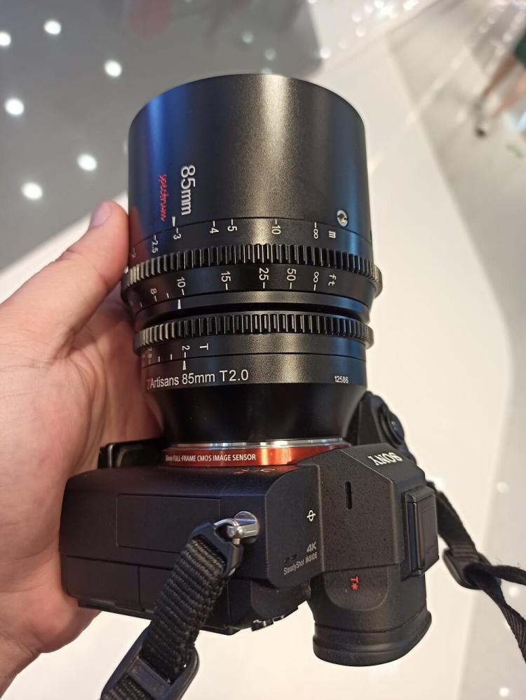  7Artisans 85mm T2,0 Cinema Nikon Z -kameroille (täyskenno) Kamda – nopea toimitus ja turvallinen verkkokauppa