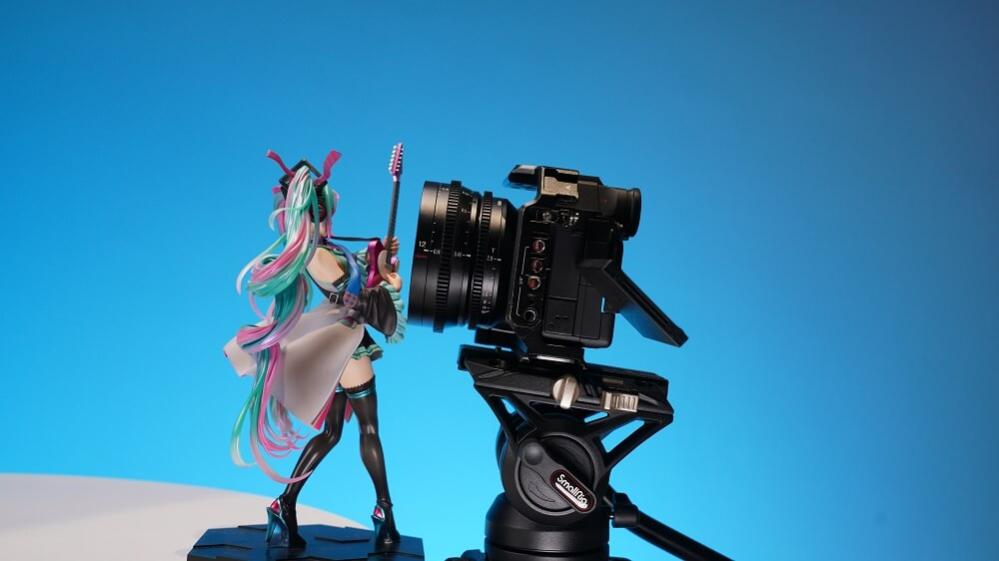  7Artisans 12mm T2,9 Vision Cinema Micro 4/3 -kameroille