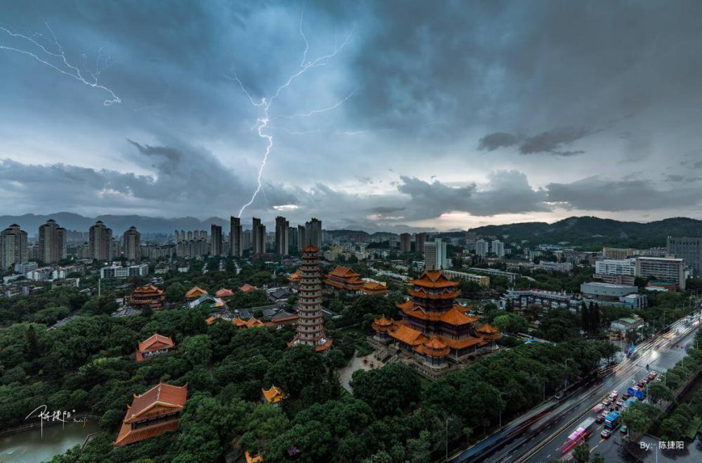  TTArtisan 10mm f/2 ASPH för Sony E (APS-C)