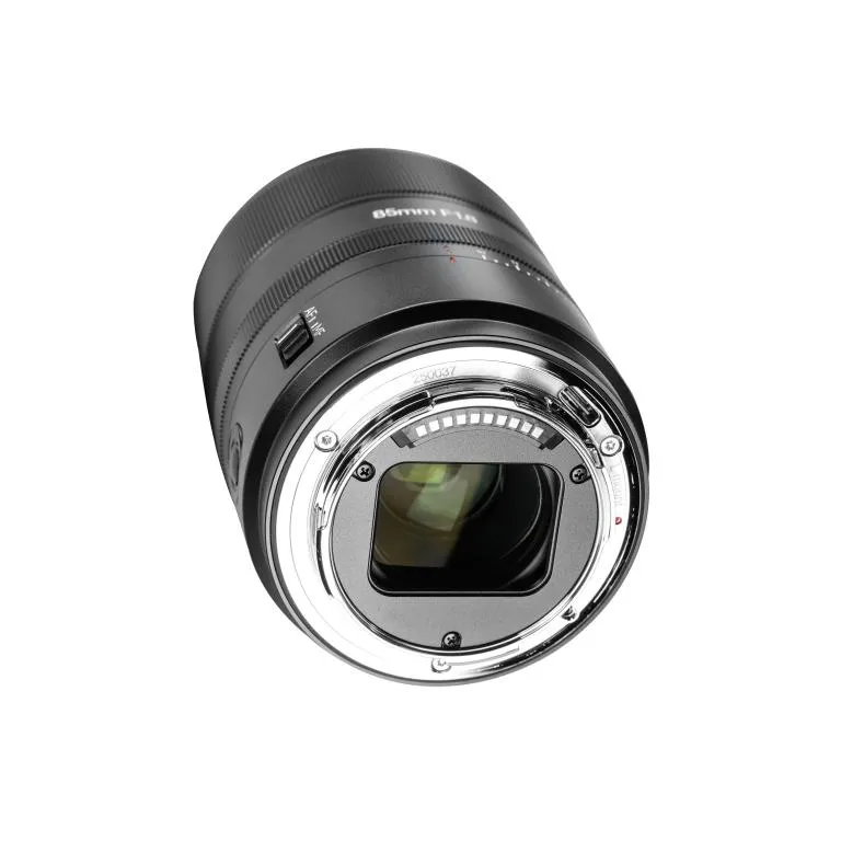  7Artisans AF 50mm f/1,8 Leica L -täyskennoille